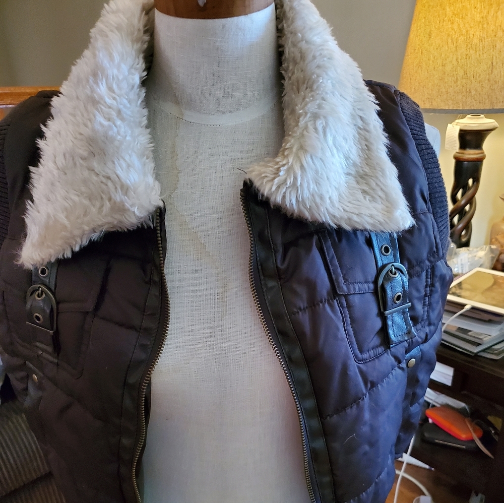 Cargo vest w fur color